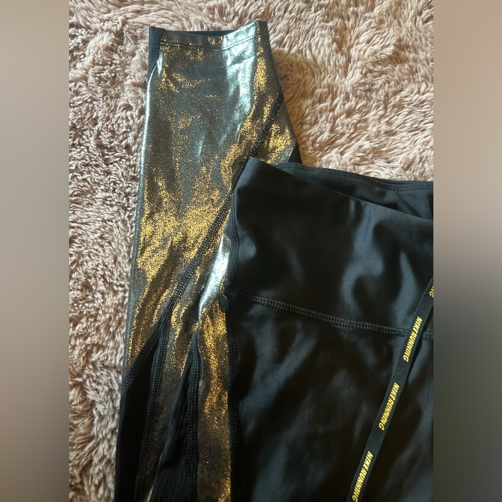 Nike Speed Tight Fit Midrise 7:8 length Reflective print women’s leggings Small​ - Picture 3 of 16